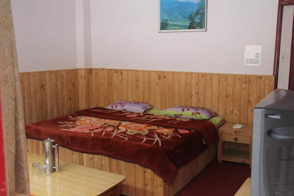Seraj Home Stay